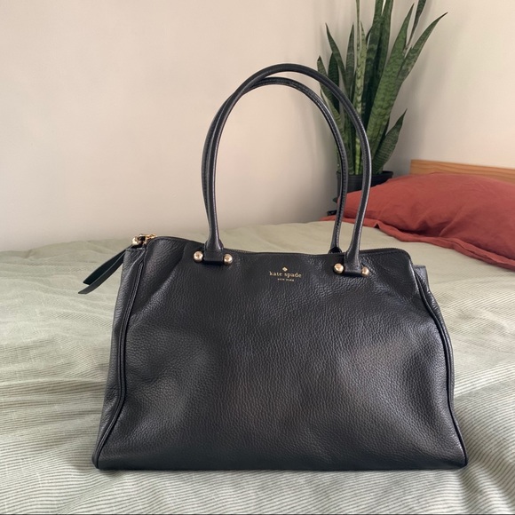 kate spade Handbags - Kate Spade | Black Leather Purse
